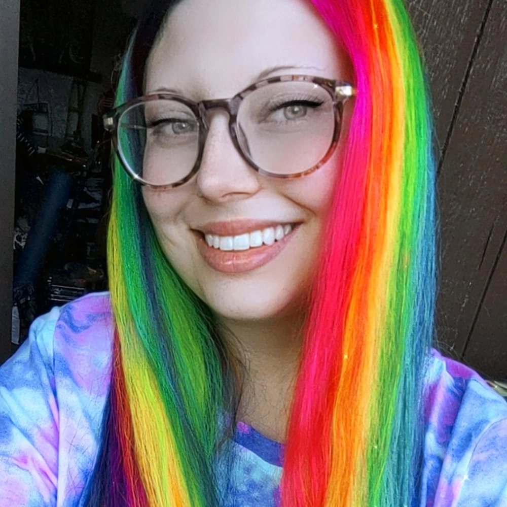 Meet your Posher, Desiree